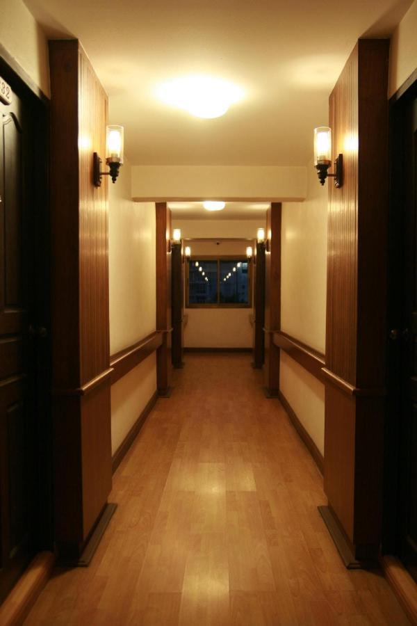 Pjr Chateau Bangkok Bagian luar foto